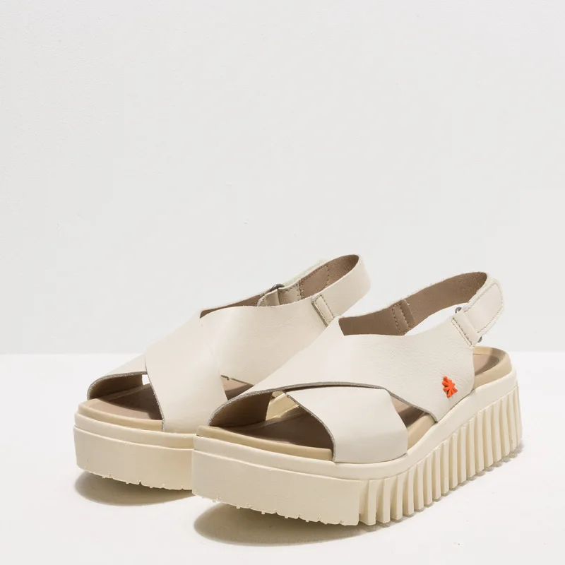 Brighton 1574 slika 1